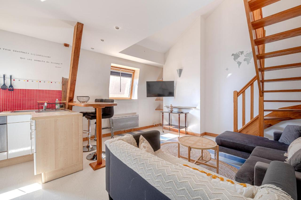 Le Louis Rouge T2 Duplex Apartment *
